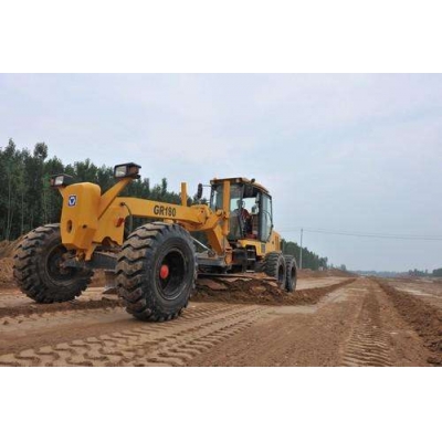 登录入口租赁平地机在蒙华铁路施工
