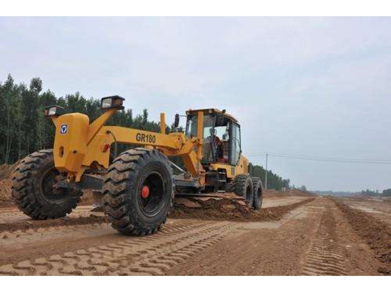 登录入口租赁平地机在蒙华铁路施工